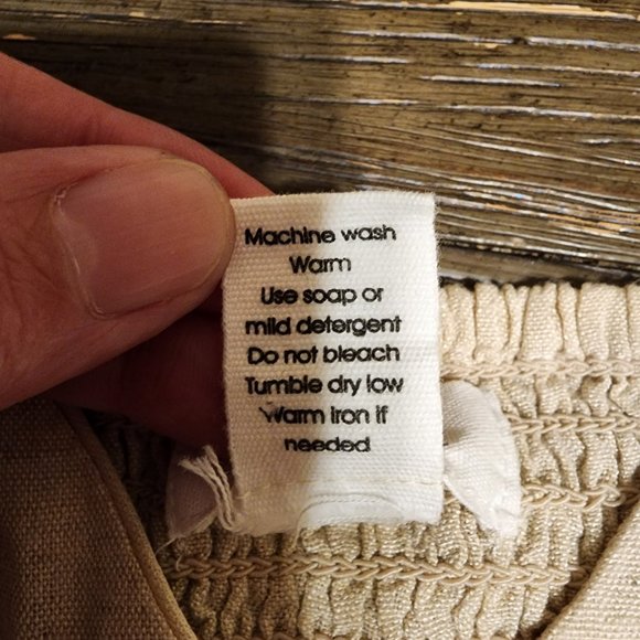 Japna cream rayon v neck crop top adjustable spaghetti strap NWT Med - Picture 6 of 9